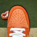 DUNK LOW PREMIUM SB ORANGE LOBSTER