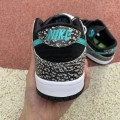 Dunk Low Pro SB Atmos Elephant