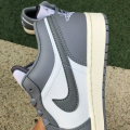 JORDAN 1 LOW VINTAGE GREY