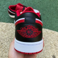 JORDAN 1 LOW REVERSE BLACK TOE