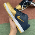 Supreme x Dunk SB Low QS ‘Metallic Gold’