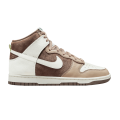 Dunk High Light Chocolate