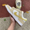 Dunk Low Lemon Drop (W)