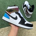 JORDAN 1 MID SE HEAT REACTIVE  COLOR CHANGE