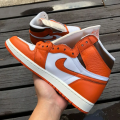 JORDAN 1 HIGH OG STARFISH (W)