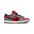 Supreme x Dunk Low Premium SB ‘Red Cement’