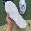 Dunk Low Triple White (W)