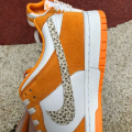 DUNK LOW SAFARI SWOOSH  KUMQUAT