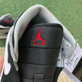 JORDAN 1 MID SE ELEPHANT TOE