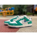 Kasina x Dunk Low Road Sign