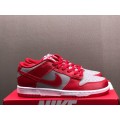 Dunk Low SP UNLV 2021