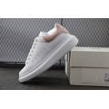 Oversized Sneaker White Patchouli