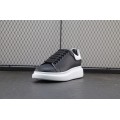 Oversized Sneaker Black White