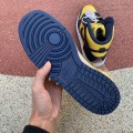 Dunk High SP Michigan