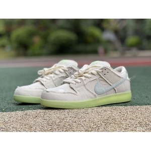 Dunk Low SB Mummy