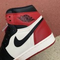 Jordan 1 Retro High OG Bred Toe