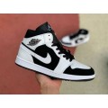 Jordan 1 Retro Mid Tuxedo