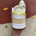 Dunk Low Lemon Drop (W)