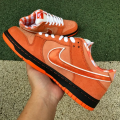 DUNK LOW PREMIUM SB ORANGE LOBSTER