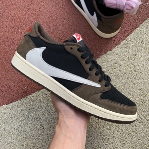 Travis Scott x Jordan 1 Low Mocha