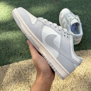 Dunk Low Light Bone (W)