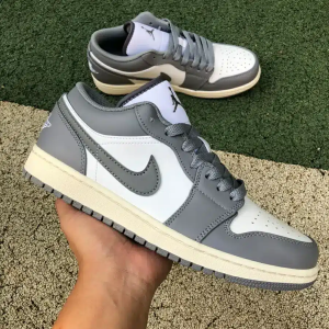 JORDAN 1 LOW VINTAGE GREY