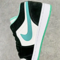 JORDAN 1 LOW ISLAND GREEN