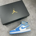 JORDAN 1 MID SE UNIVERSITY BLUE