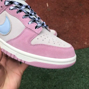 DUNK LOW PINK SUEDE